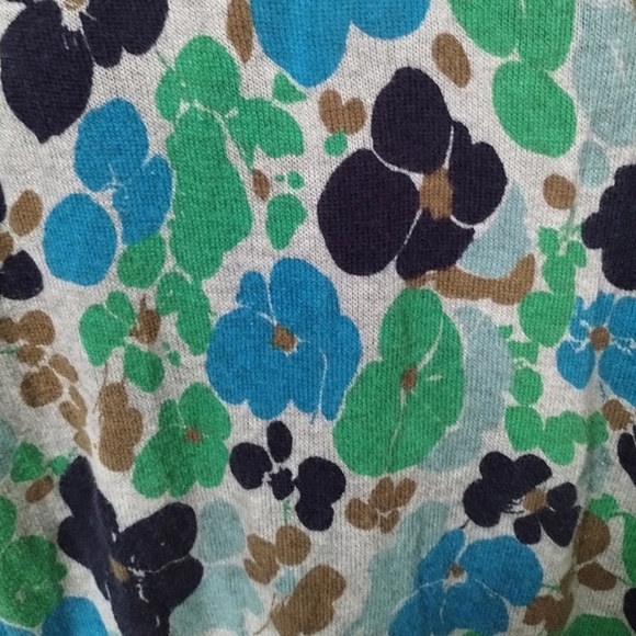 Gap Floral Cardigan Sweater - Picture 3 of 16